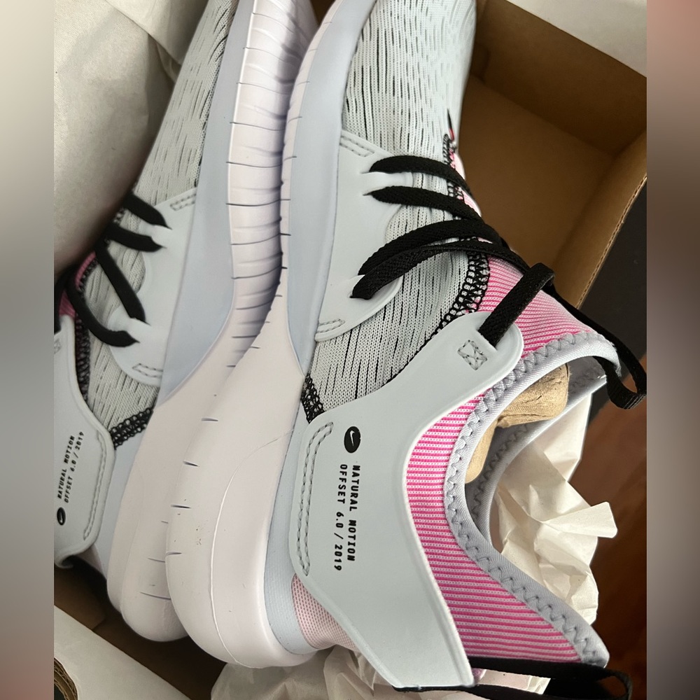 Nike Flex Sneakers